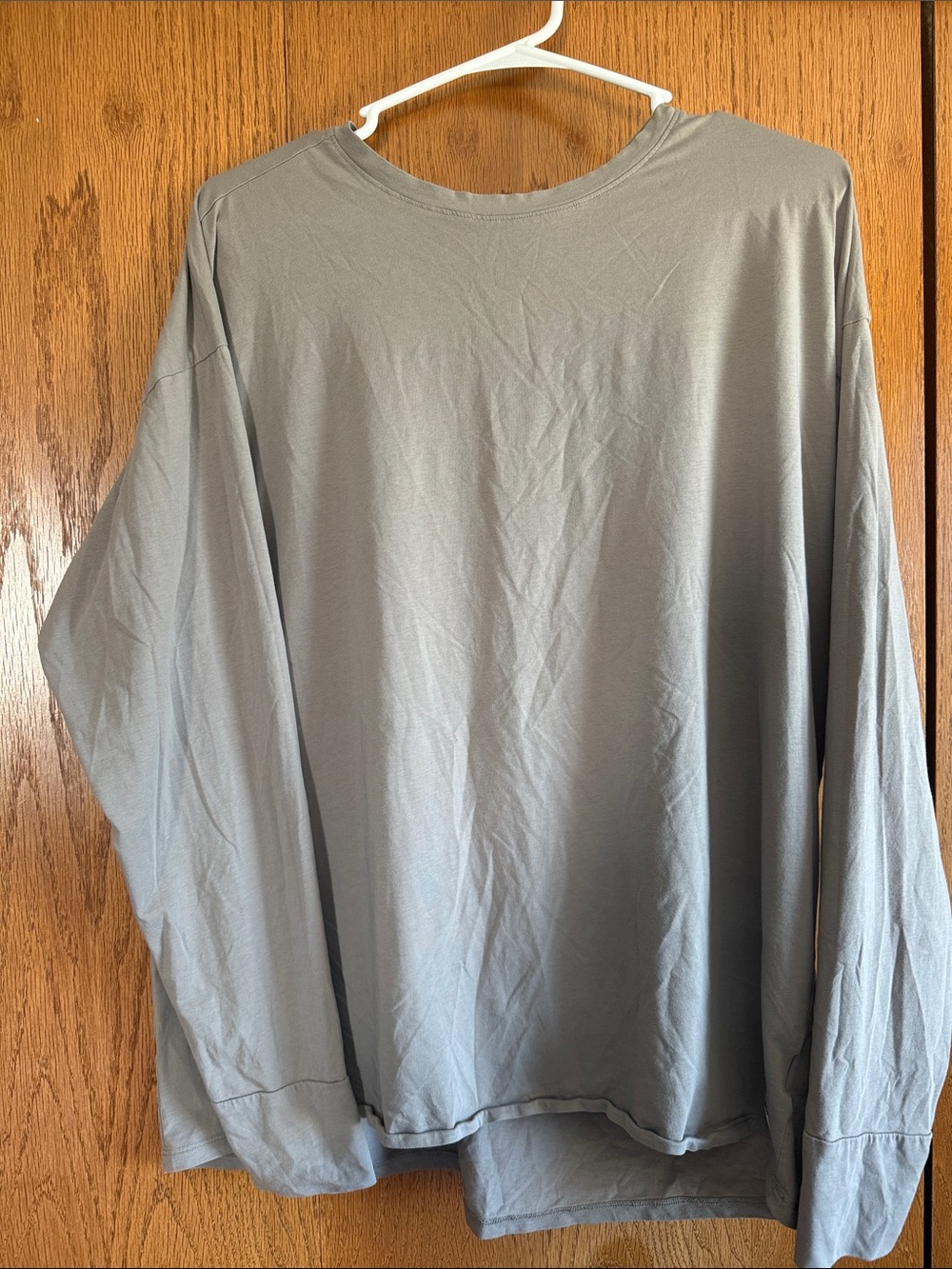 Vuori Long Sleeve T-Shirt in Taupe
